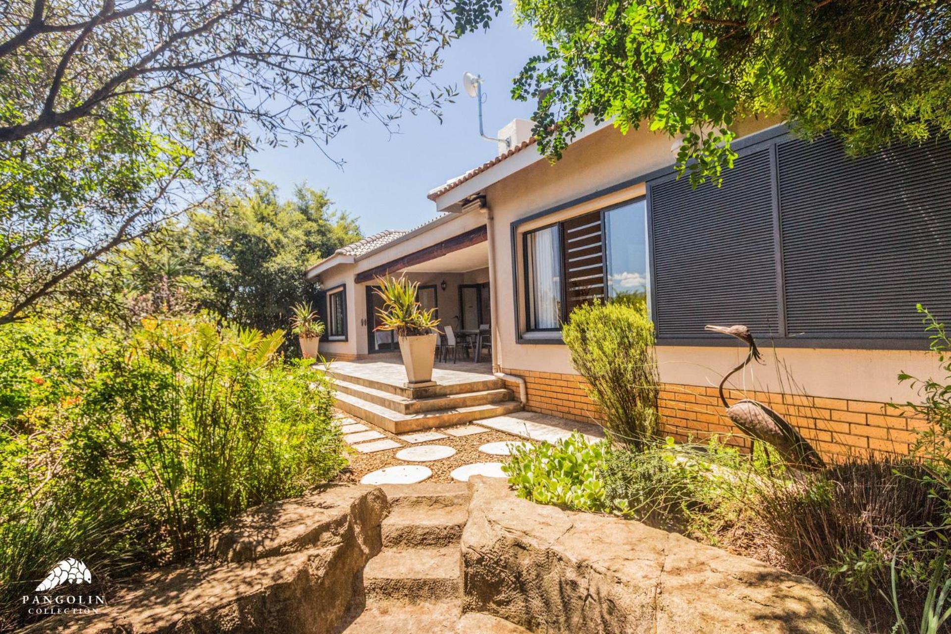 Aleah, Cathkin Estates By Euphoric Leisure Villa Champagne Valley Exterior photo